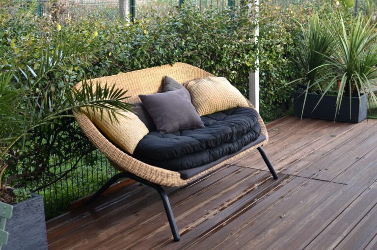 Worauf achten beim Gartensofa Kaufen?